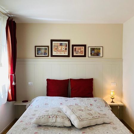 Bed and Breakfast La Fabbrica Delle Idee Fonte Exterior foto